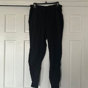 Lululemon high waist black joggers